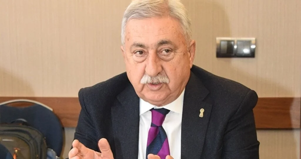 Palandöken: Temizlik İçin Gerekli Hiçbir Şeyden Vergi Alınmamalı