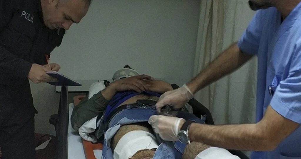 Samsun'da Otomobil ile Motosiklet Çarpıştı: 2 Yaralı