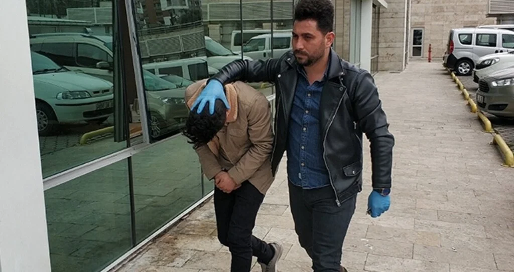 Samsun'da uyuşturucu ticaretinden 2 kişi gözaltına alındı