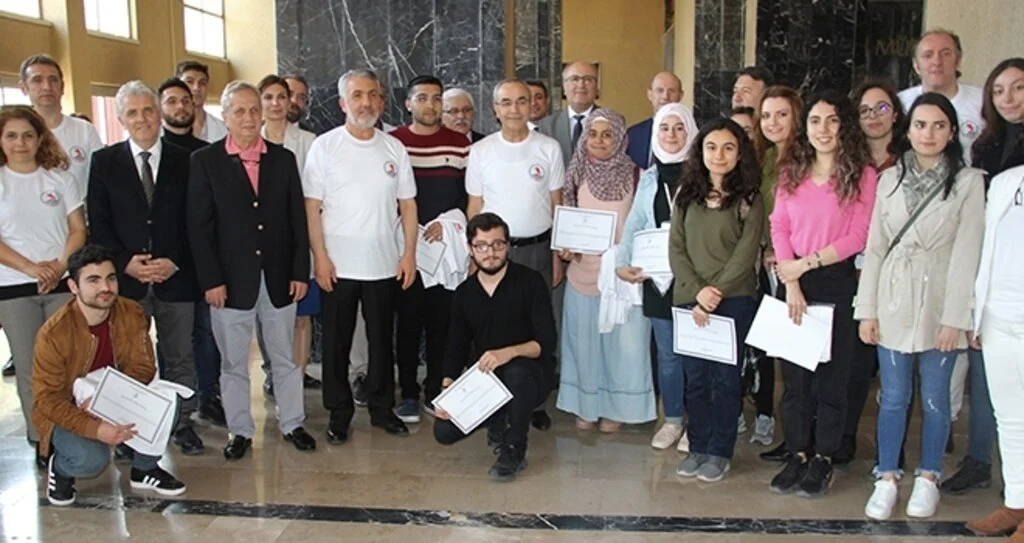 Tıp Öğrencileri Profesyonelliğe İlk Adımı Attı