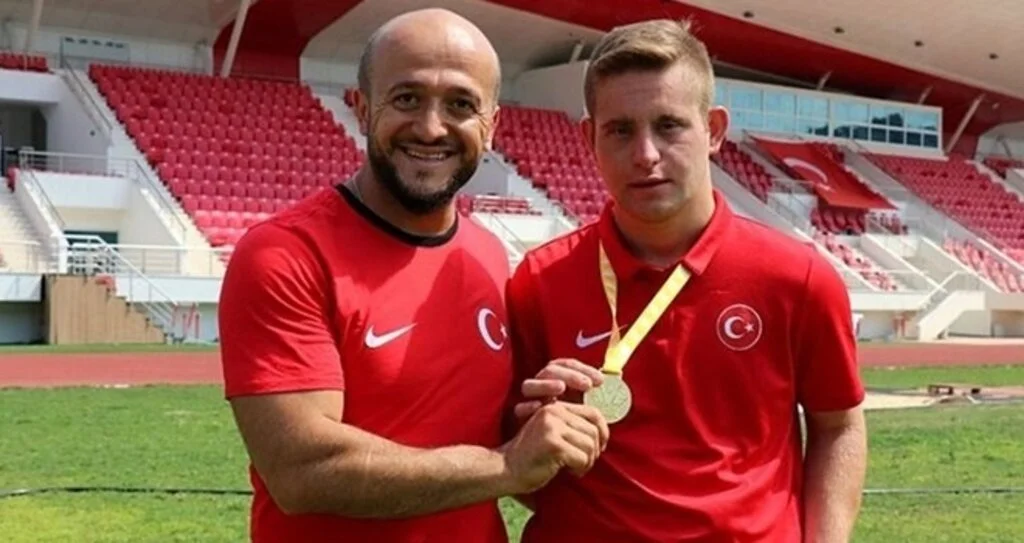 Topaloğlu'ndan Evde Kal Çağrısı