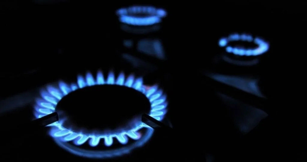TÜİK konutlarda elektrik ve doğal gaz için ödenen rakamları açıkladı