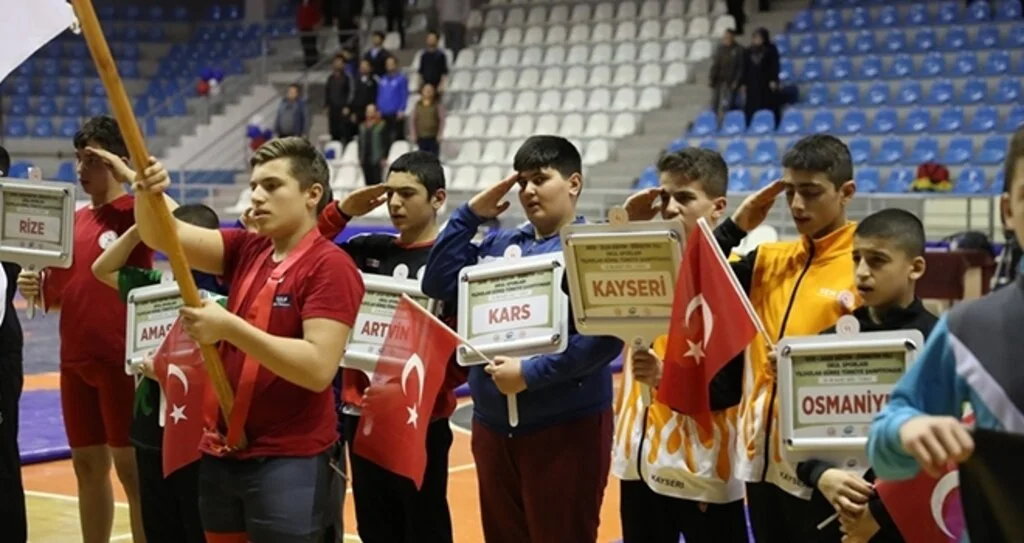 Türkiye Yıldızlar Güreş Şampiyonası Başladı