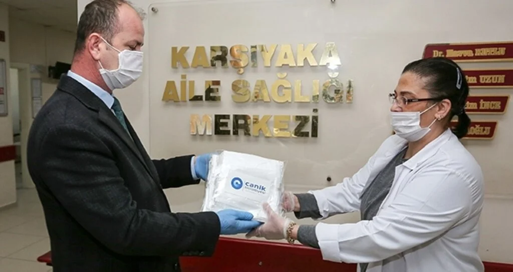 Başkan Sandıkçı: İhtiyacı olanların maskesini karşılıyoruz