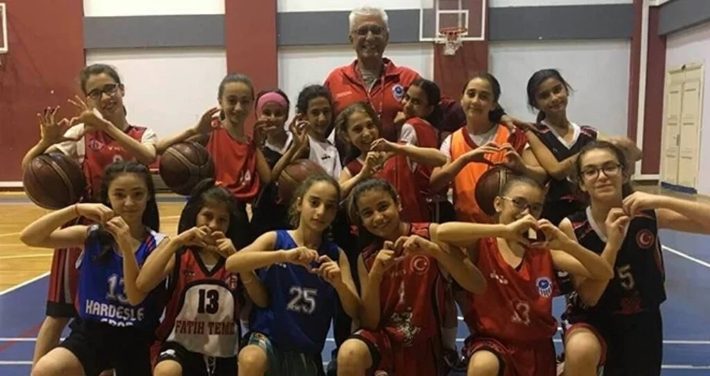 Canikli Minikler Form Tutuyor