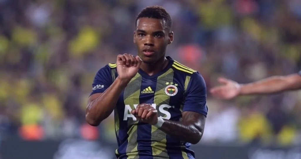 Fenerbahçe taraftarından Garry Rodrigues'e büyük tepki!