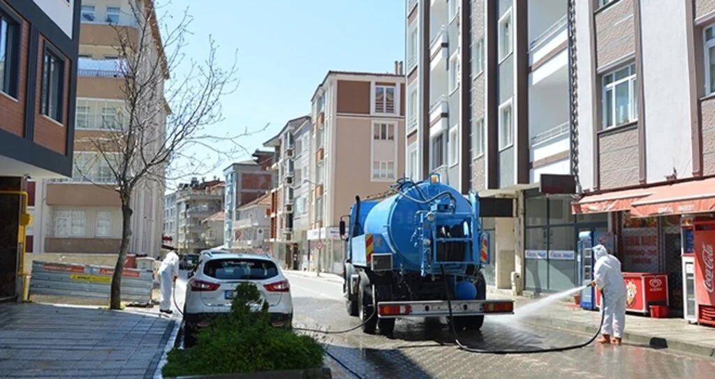 Havza Belediyesinden Yasağın İkinci Günü Yoğun Çalışma