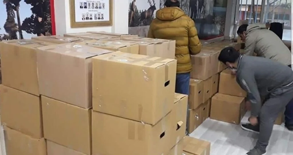 İstanbul Alaçamlılar derneğinden 350 yardım kolisi