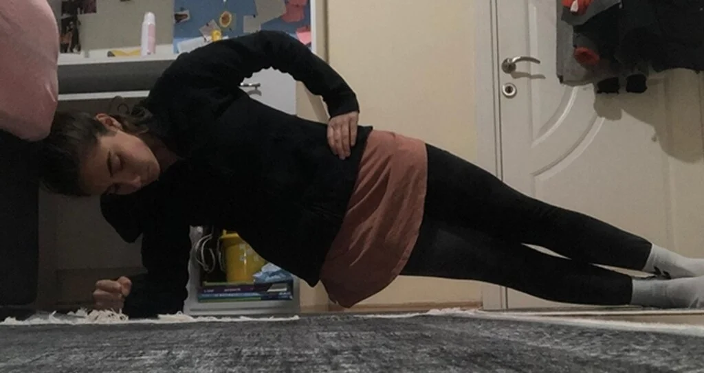 Karantina Günlerini Dolu Dolu Geçiriyorlar