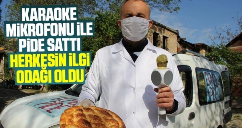 Karaoke mikrofonu ile pide sattı, herkesin ilgi odağı oldu