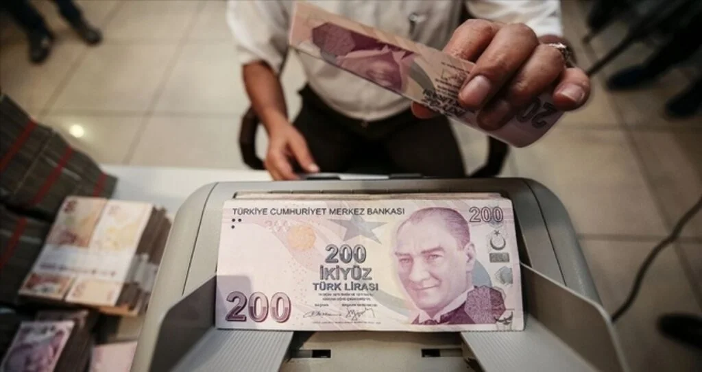 'Kısa Çalışma Ödeneği'ne başvuruların yüzde 77'si 10 kişiden az çalışanı olan firmalar'