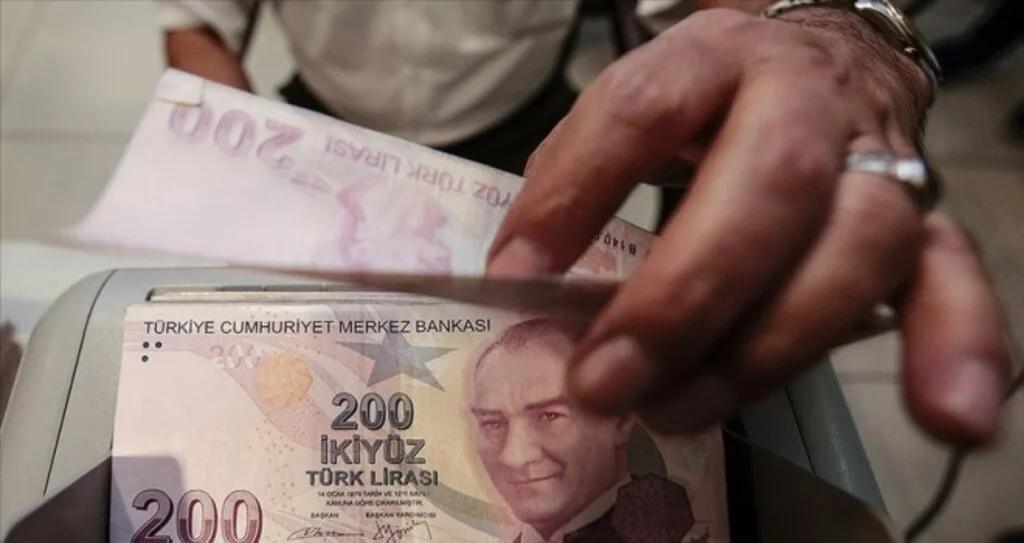 KOSGEB'den Kovid-19'a karşı üretim yapacak sektörlere 6 milyon lira destek