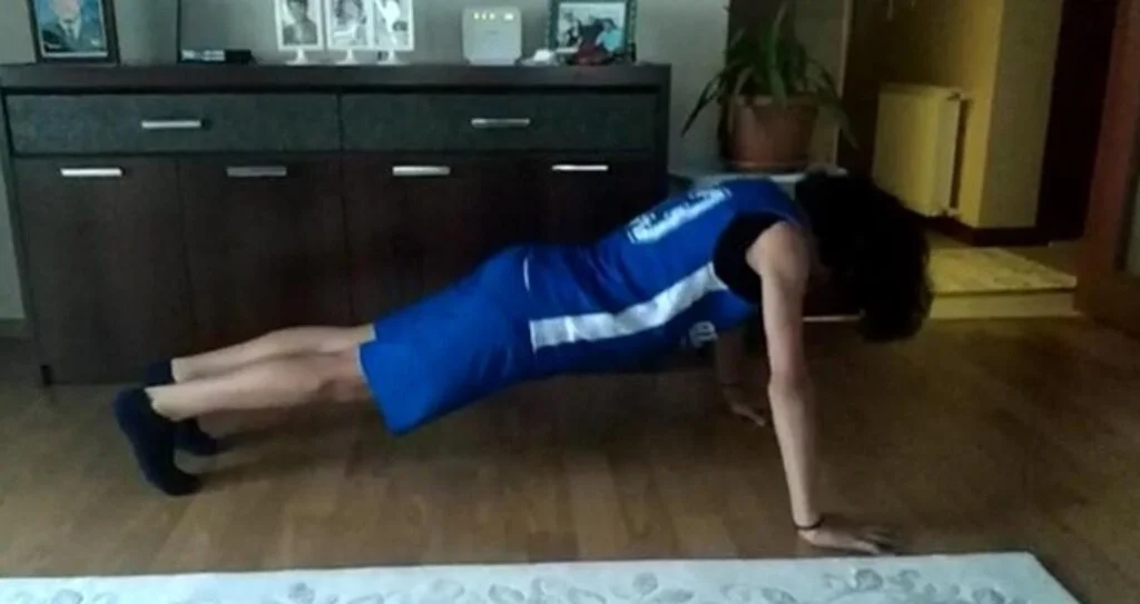 Online Spora Devam