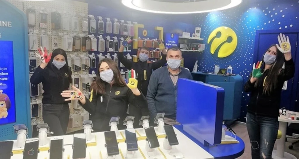 Otizm İçin Eller 'Rengarenk'