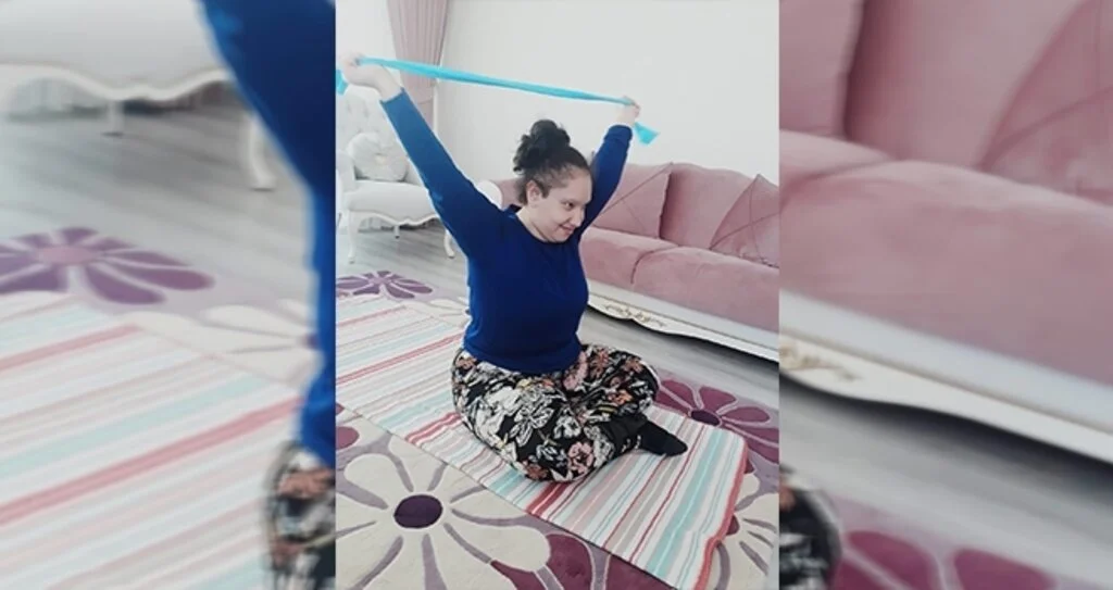 Özel Çocuklara Uzaktan Eğitimle Moral Oluyorlar