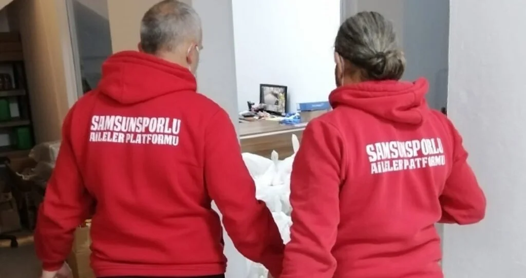 Samsunsporlu Aileler gönüllere dokunuyor