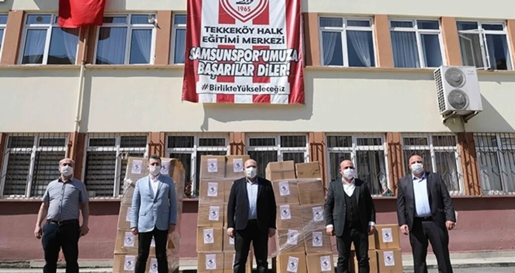 Samsunspor'un Erzak Paketleri Teslim Edilmeye Başlandı