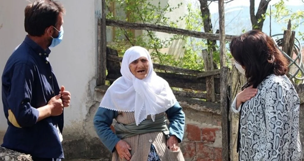 Başkan Özel'den Sürpriz Ziyaret