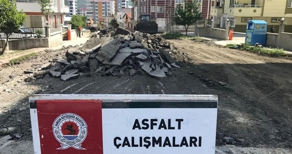 Büyükşehir’den 17 ilçede yol seferberliği