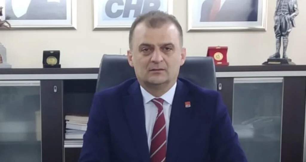 CHP Samsun İl Başkanı Fatih Türkel: Annelerimizin Her Gün Mutlu Olmasını Dilerim