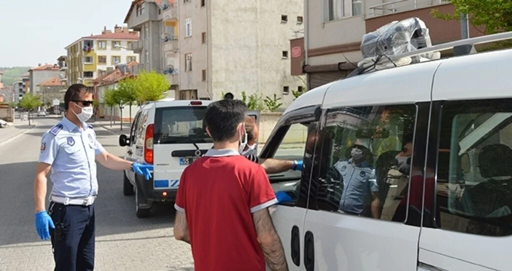 Havza'da sokak ve caddelerde sessizlik hakim