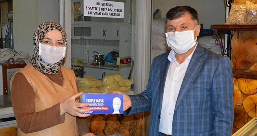 Havza’da yufka ve tatlıcılara maske