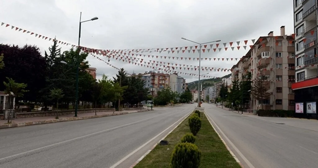 Karadeniz'de sokağa çıkma kısıtlamasının üçüncü gününde sessizlik hakim