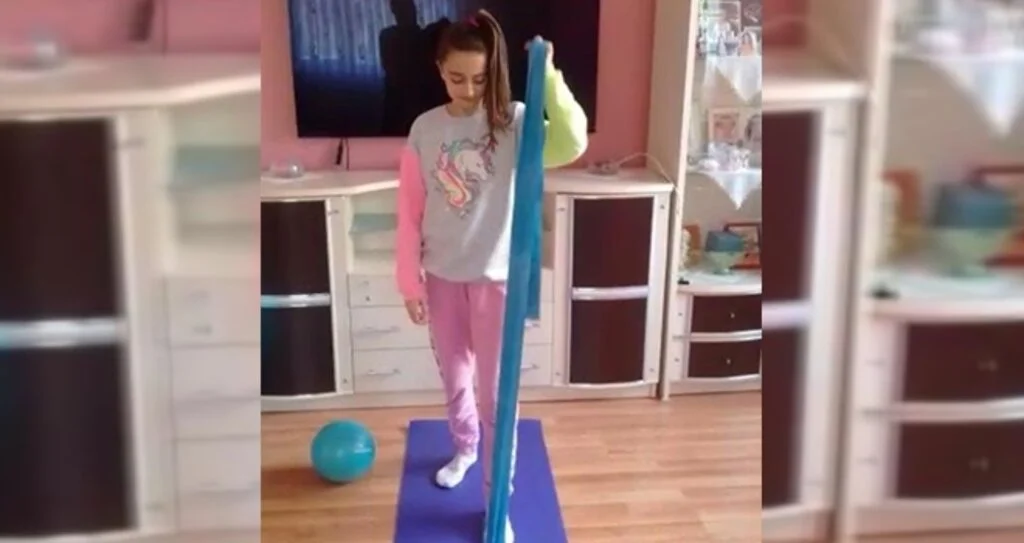 Minikler Güzel Haberleri Bekliyor