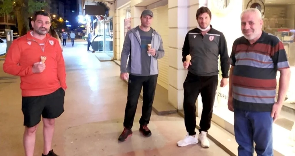 Samsunspor'un dondurma keyfi
