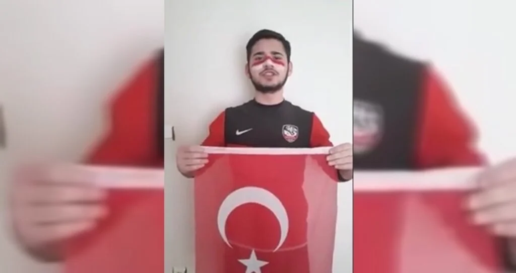 Sporculardan Bayraklı Mesaj