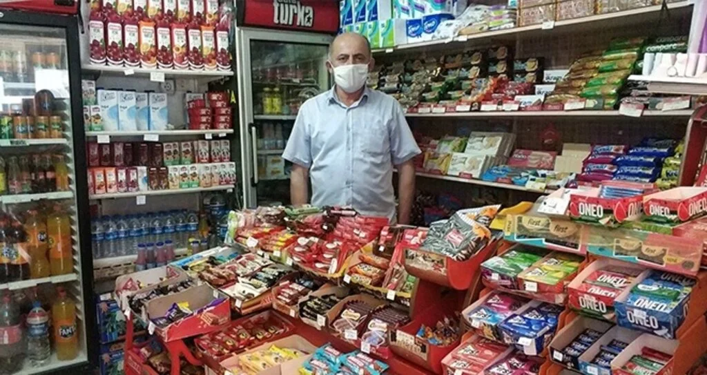 30 yıllık bakkal amca!