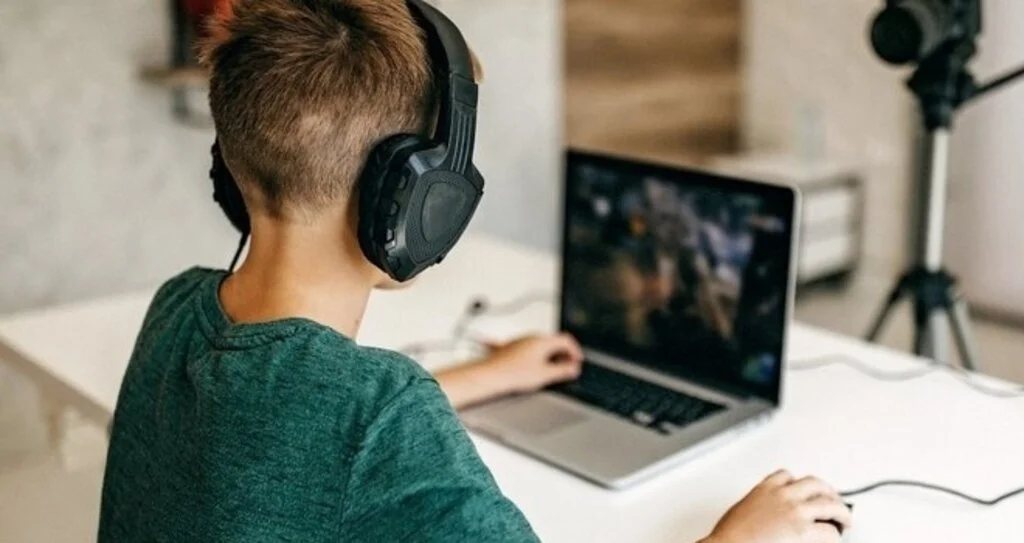 Aileler dikkat! Milyonlarca çocuğun kişisel verileri tehlikede