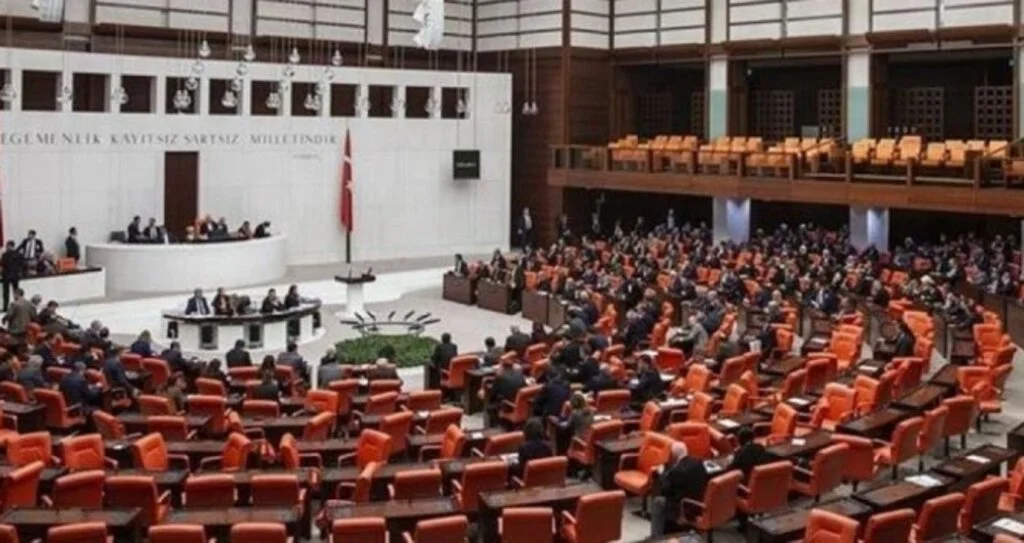 AK Parti'den Yeni Kanun Teklifi! Ağır Cezalar Geliyor