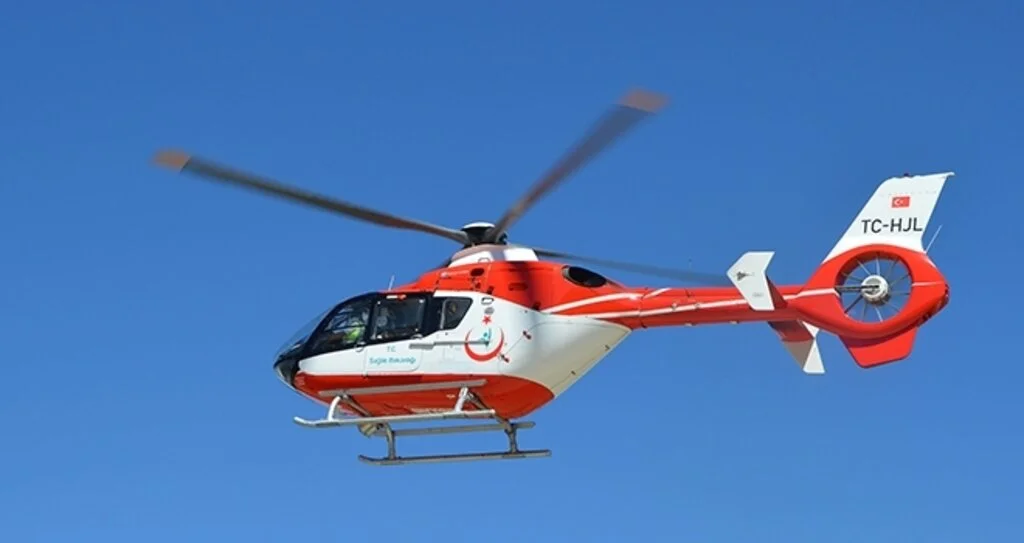 Ambulans helikopter Batuhan için havalandı
