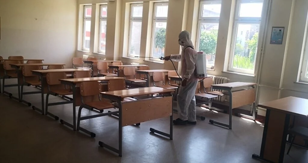 Bafra'da okullara YKS öncesi dezenfekte