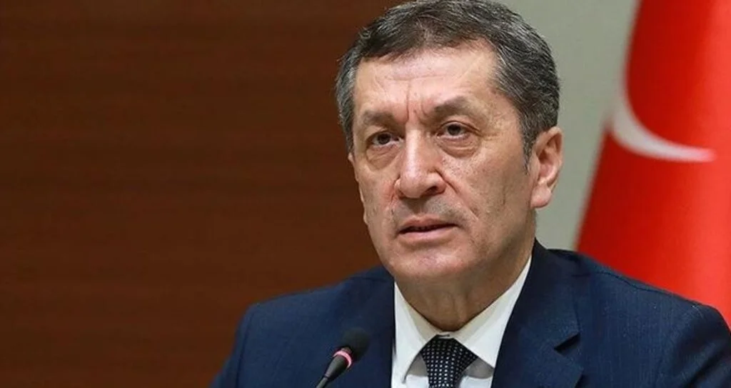 Bakan Selçuk'tan önemli açıklamalar