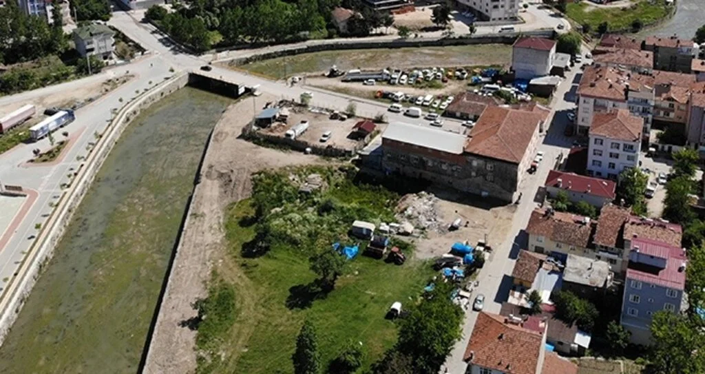 Bu 'çay' tersine akıyor