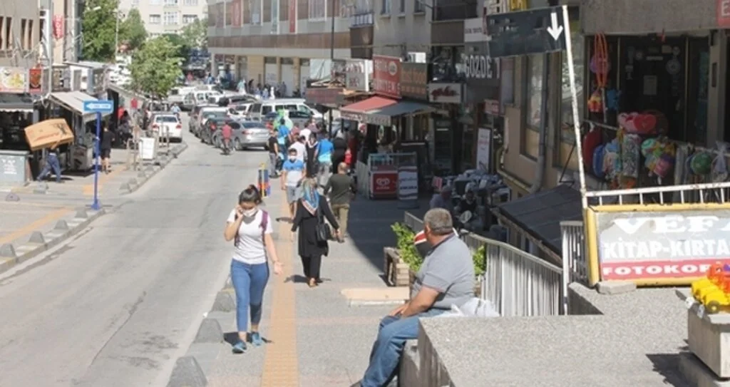 Çankırı’da maskesiz sokağa çıkmak yasaklandı