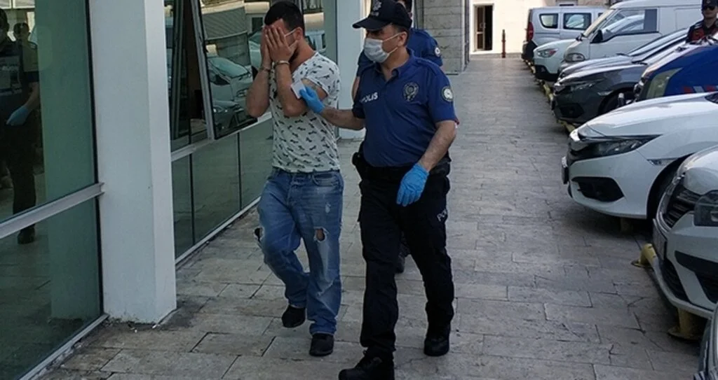 Cezaevinden çıktı büfeden alkol çaldı