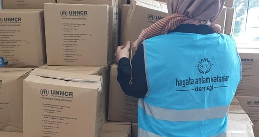 Hayata Anlam Katanlar sınırları aşıyor: '500 aileye hijyen paketi'