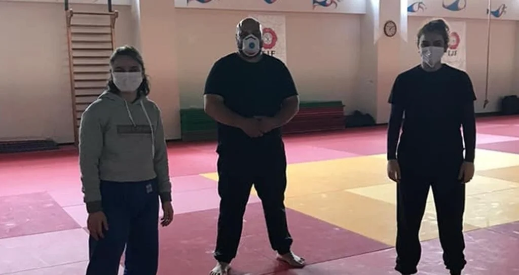 İlkadım 55'in Milli Sporcuları Salona İndi