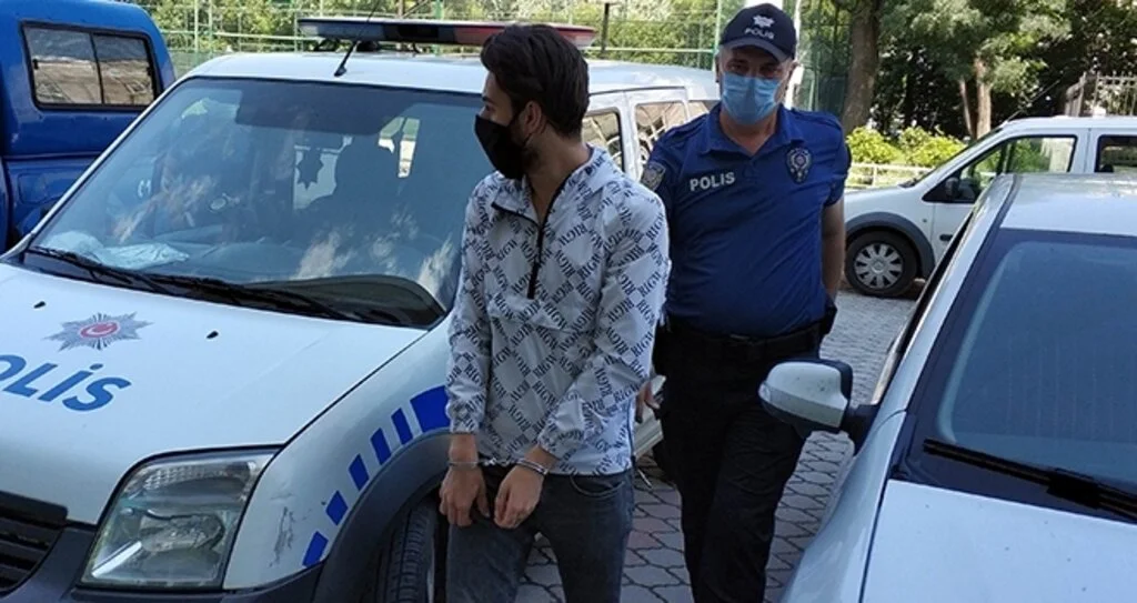 İş yerinden bilgisayar hırsızlığına gözaltı