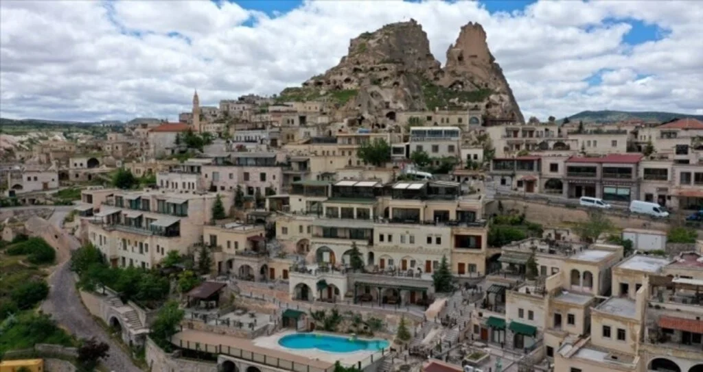 Kapadokya'daki bazı otellerden sağlık personeline yüzde 30 indirim