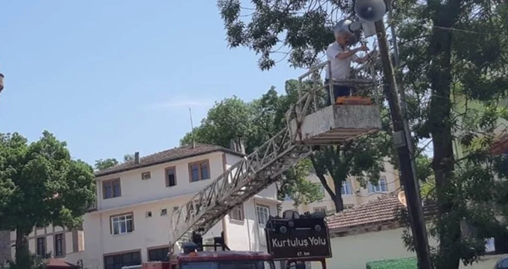 Kavak'ta hoparlör sistemine bakım