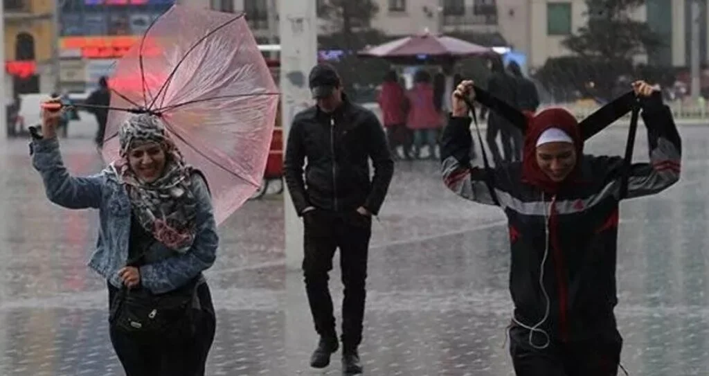Meteoroloji'den 3 il için sağanak yağış uyarısı
