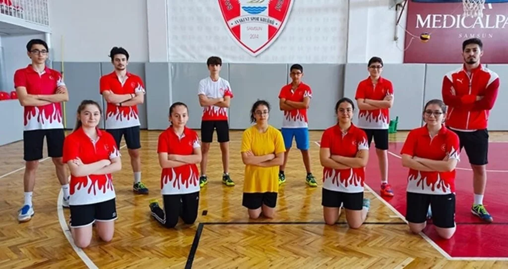 Milli Sporcular Salonlarda Mutlu