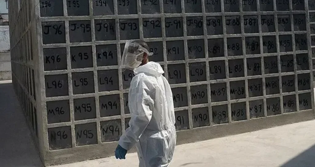 Salgında bir ilk! Korona dehşeti bir günde tam 54 bin vaka