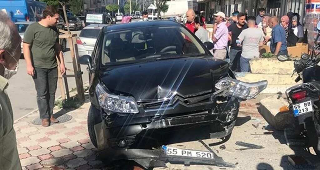 Samsun Vezirköprü'de Alkollü Sürücü Kaza Yaptı