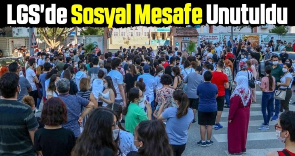 Samsun'da LGS'de Sosyal Mesafe Unutuldu