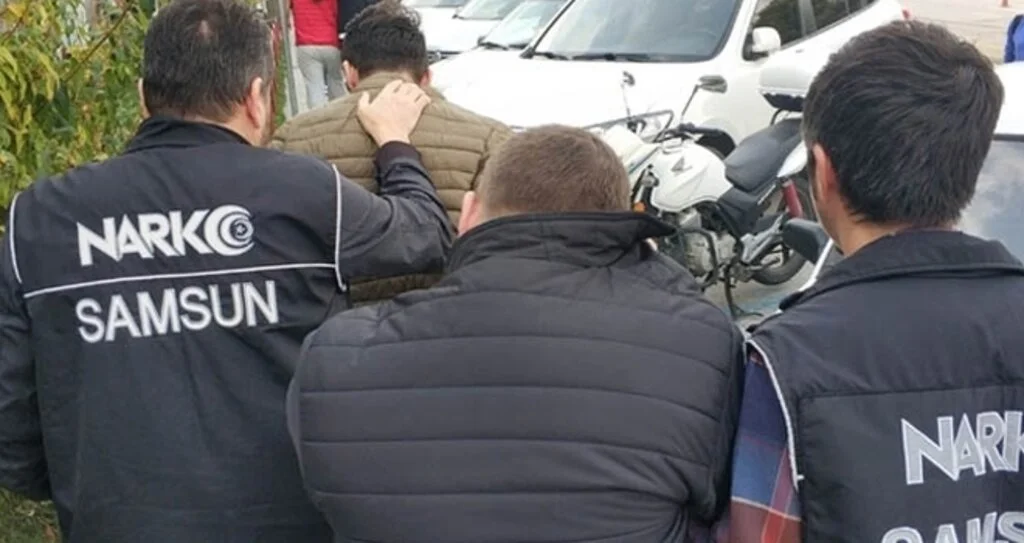 Samsun’da uyuşturucu madde ticaretinden 4 şüpheli yakalandı